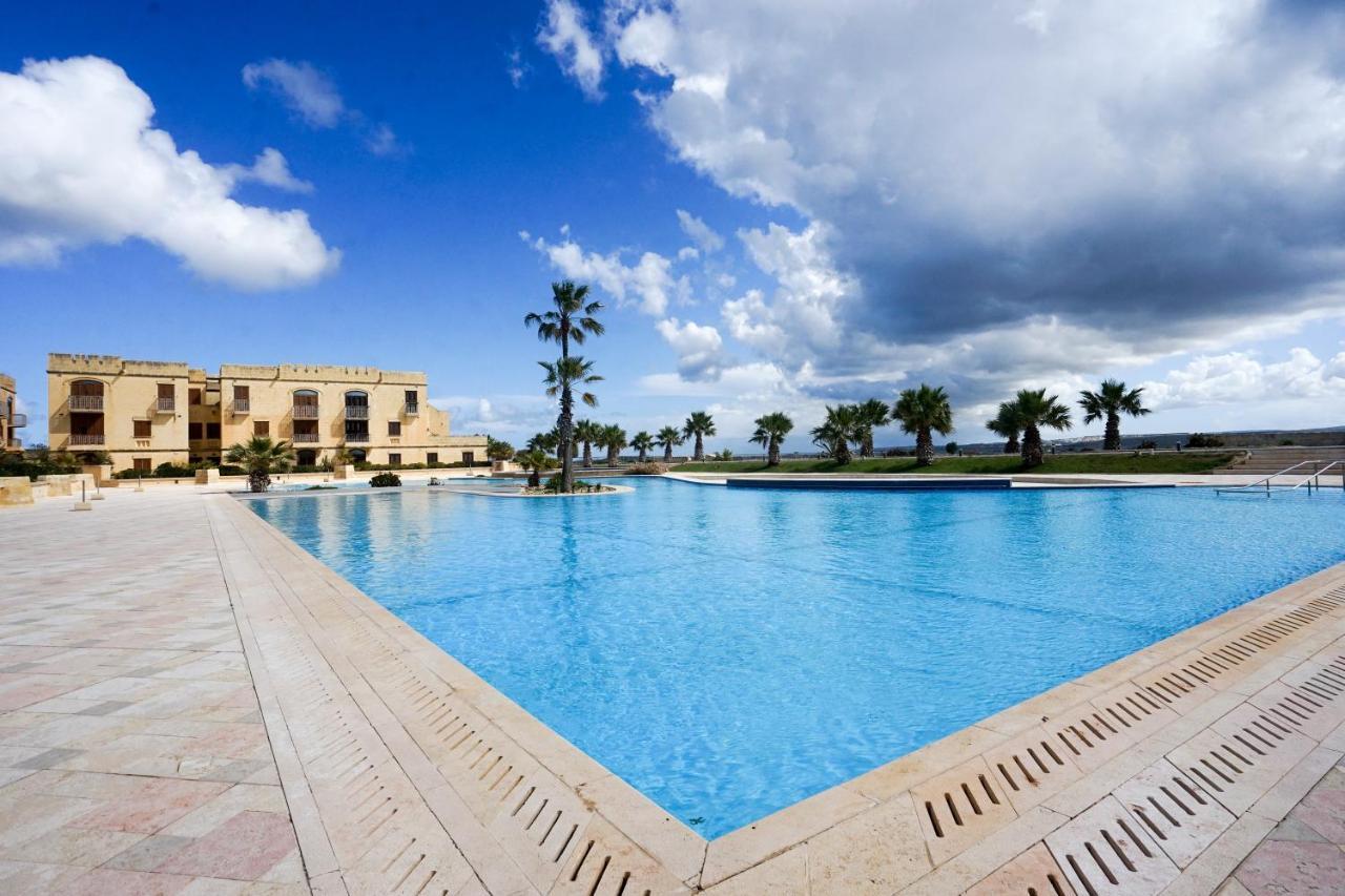 Gee9Teen At Fort Chambray Villa Mgarr Exteriör bild